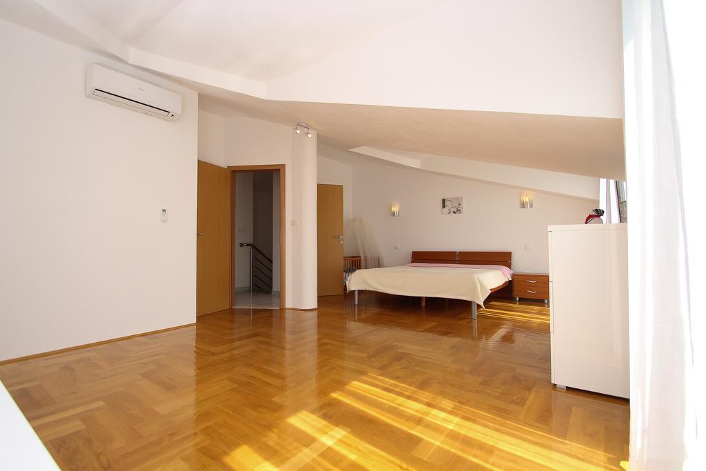 Apartman Dominik Трогір Екстер'єр фото