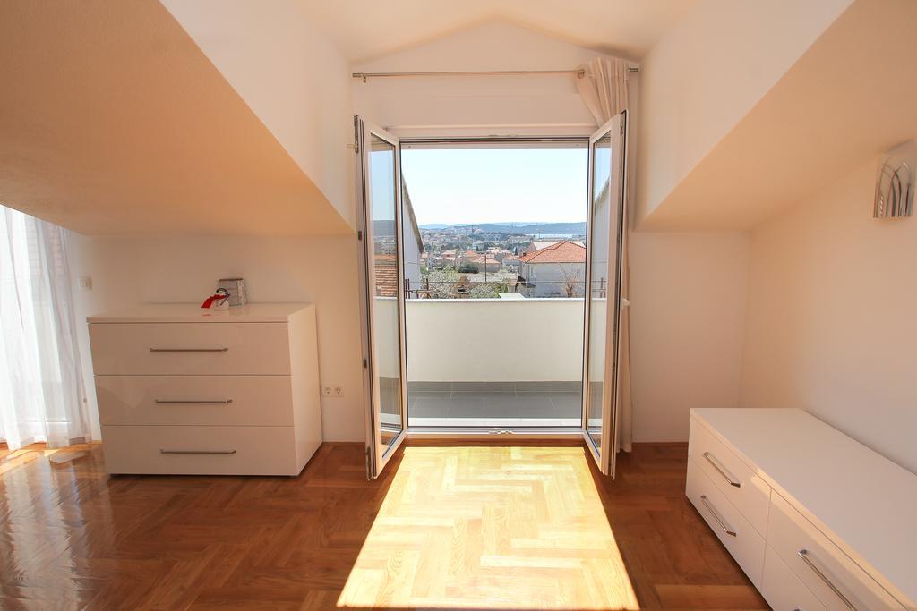 Apartman Dominik Трогір Екстер'єр фото